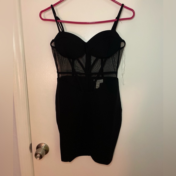 EZRA MINI DRESS IN BLACK - Medium - Picture 4 of 5